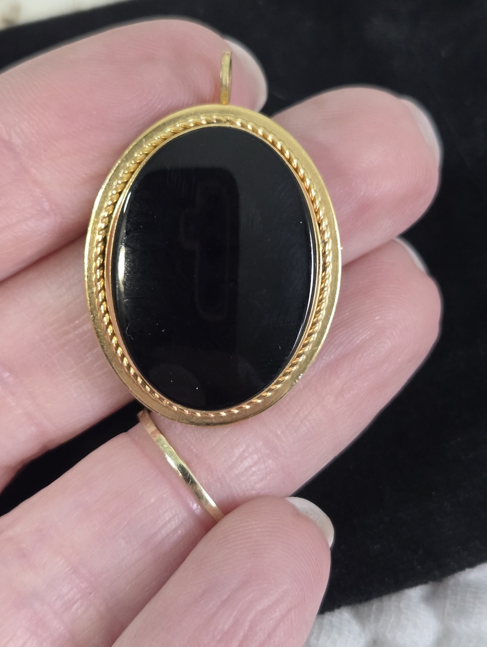 Vintage Gold Filled Oval Black Onyx Pendant Brooch